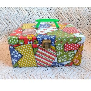 Vintage Quilted Patchwork Sewing Basket Floral Print Storage Box Green Handle